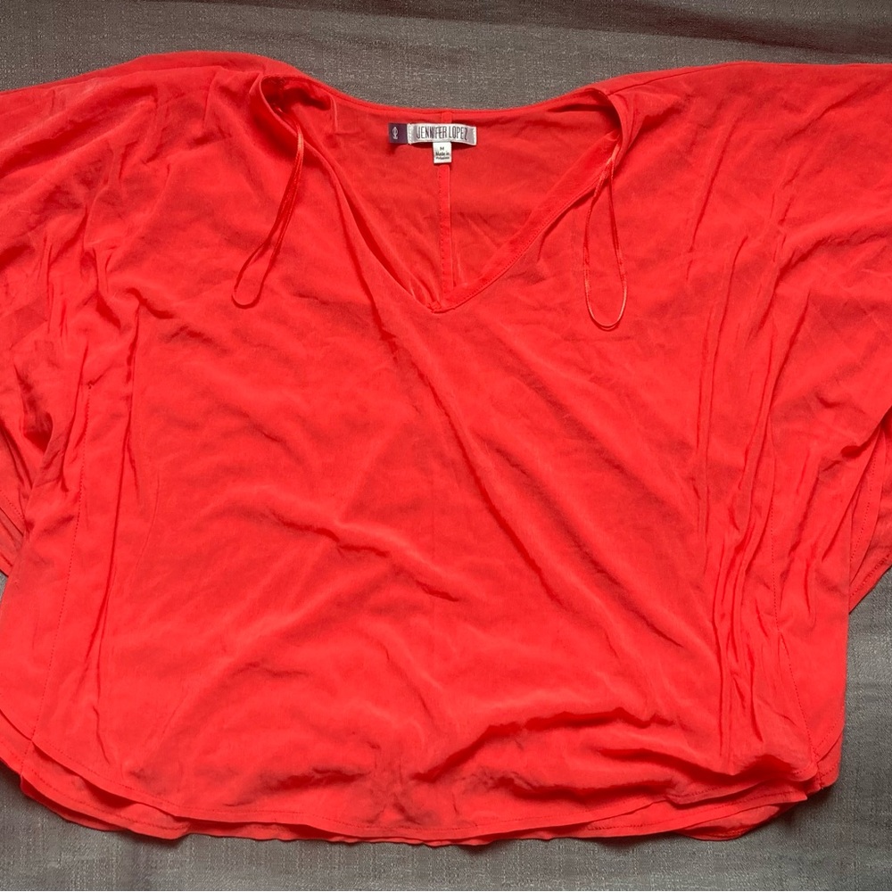 Jennifer Lopez V Neck Blouse. 620 Poppy Red. Size M Women. Kohl’s. Retail $48